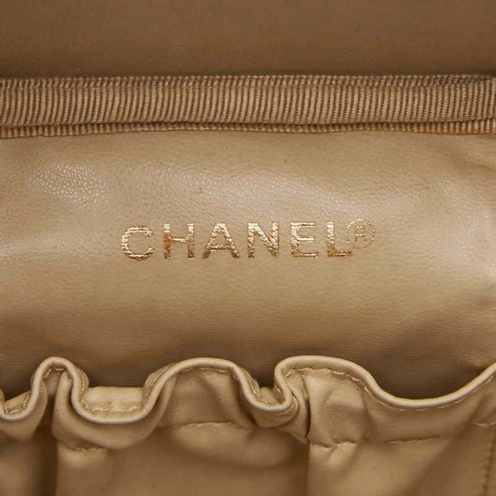CHANEL Red Caviar Leather Logo Vanity Bag - Picture 11 of 14